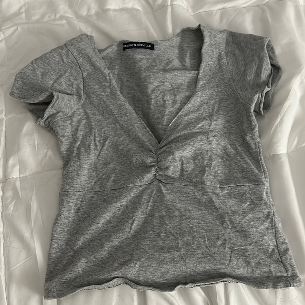 Brandy Melville shirt
